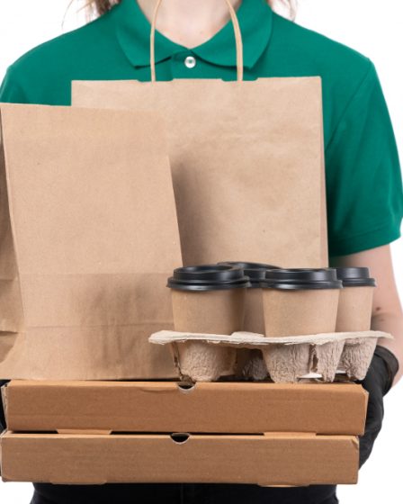 Embalagens personalizadas para delivery: como destacar a sua marca