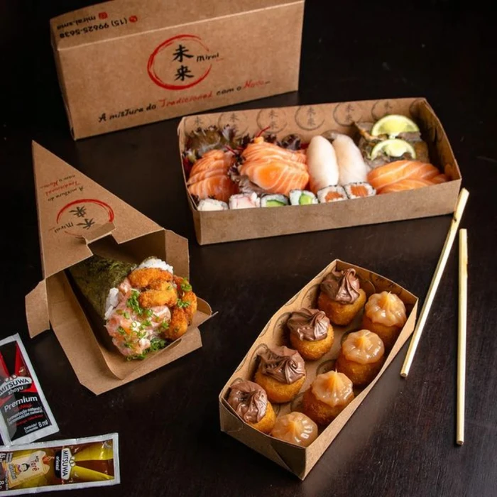 Embalagem de Comida Oriental